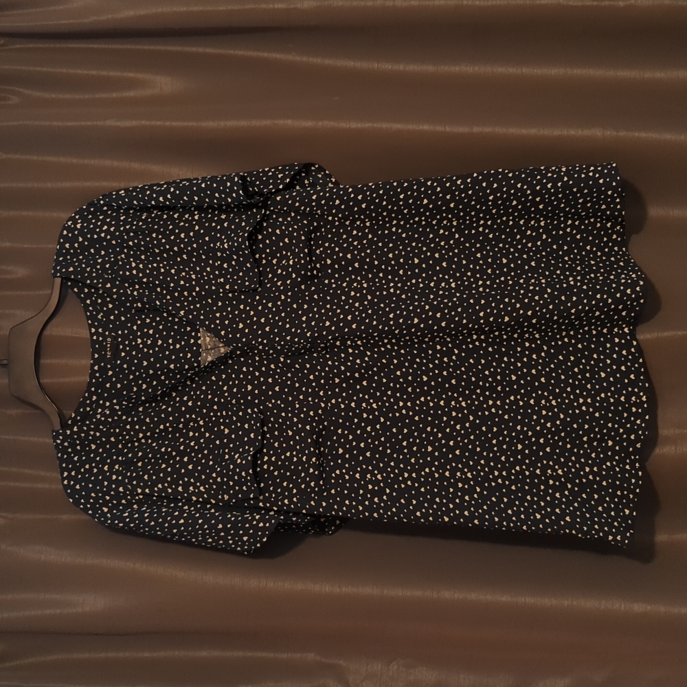 Torrid Blouse, 5x, navy blue with heart print